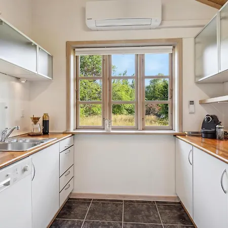 Three-bedroom In בית נופש Oksbøl